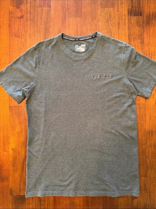 Under Armour Other - Under Armour Men's T-Shirt